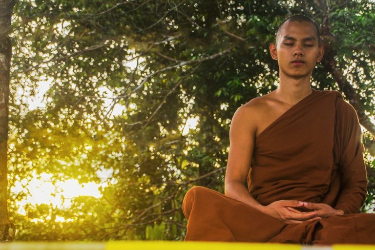 meditazione buddista mantra